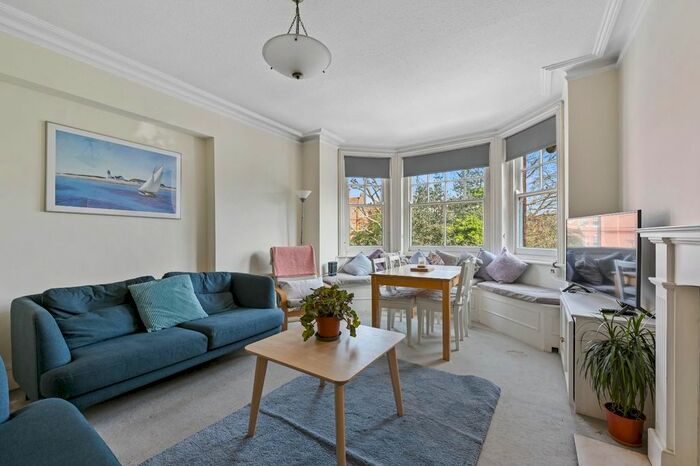 3 Bedroom Flat To Rent In Newton Mansions, Queens Club Gardens, London, W14