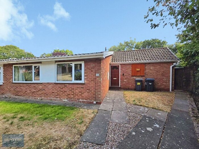 2 Bedroom Bungalow For Sale In Clover Drive, Birmingham, B32