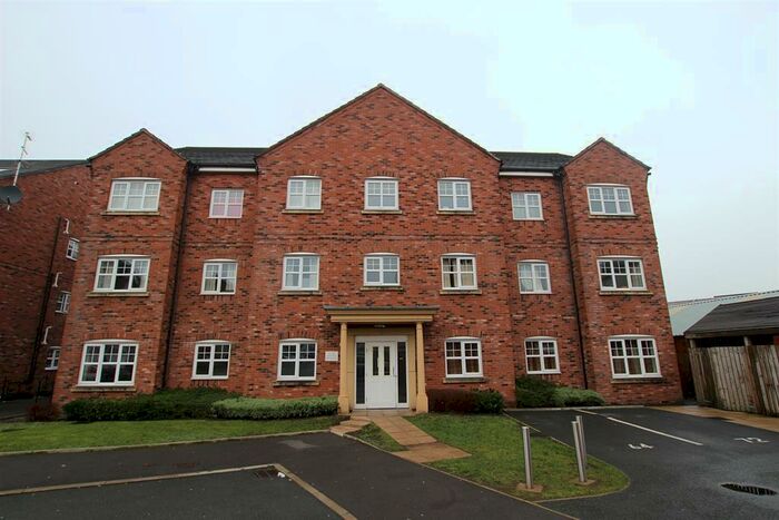 2 Bedroom Apartment To Rent In Hudson Close, Bolton, BL3