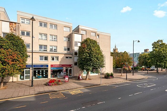 3 Bedroom Maisonette For Sale In The Vennel, Linlithgow, EH49
