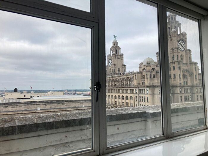 2 Bedroom Flat To Rent In The Strand, Liverpool, L2