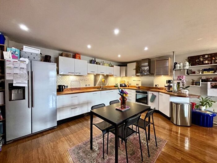 2 Bedroom Apartment For Sale In Building, Liverpool Road, Manchester, M3