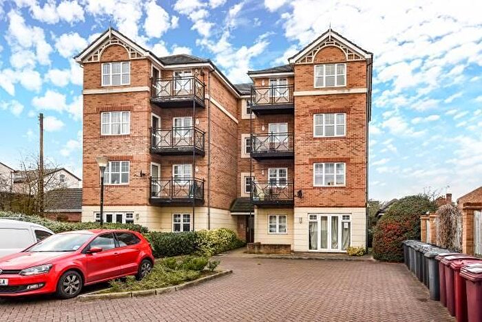 2 Bedroom Flat To Rent In Bedford Road, Reading, RG1