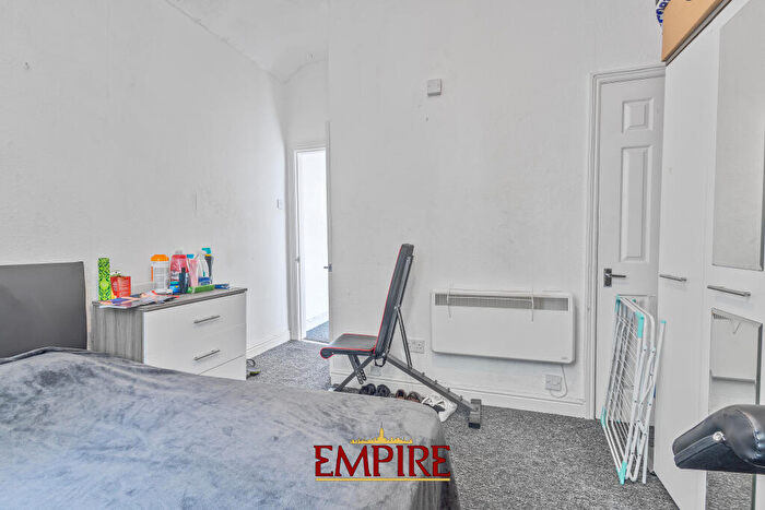 1 Bedroom Terraced House To Rent In Carlyle Road, Edgbaston, Birmingham, B16