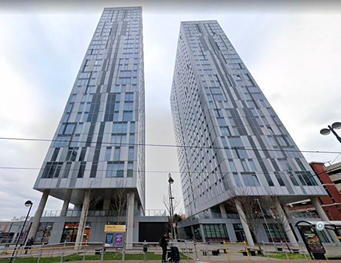 2 Bedroom Flat To Rent In Bedroom Apartment – Michigan Point, Salford Quays, M50