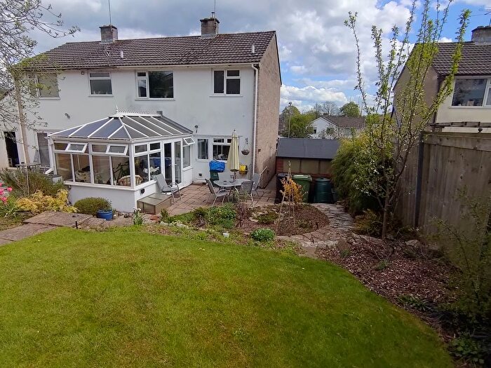 3 Bedroom Semi-Detached House For Sale In Kingwell View, High Littleton, Bristol, BS39