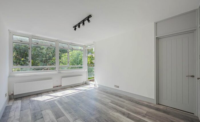 1 Bedroom Flat To Rent In Churchill Gardens, London, SW1V