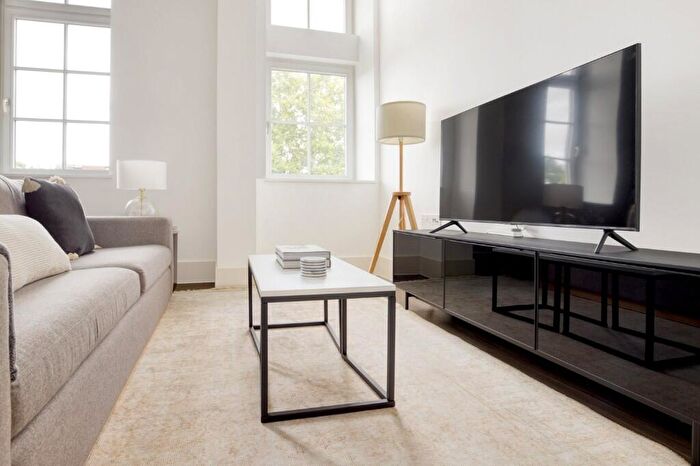 1 Bedroom Apartment To Rent In Goldsmiths Row, London, E2