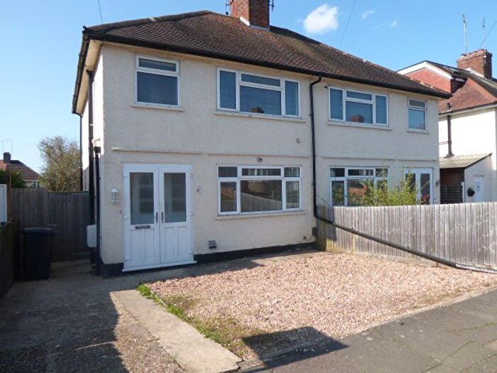 3 Bedroom House To Rent In Longland Road, Northampton, NN3