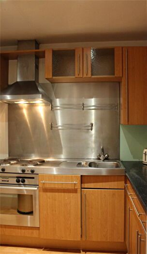 2 Bedroom Apartment To Rent In Dingley Road, Islington, London, EC1V