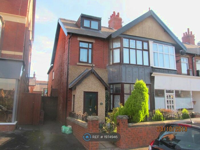 3 Bedroom Maisonette To Rent In St Davids Rd South, St Annes, FY8