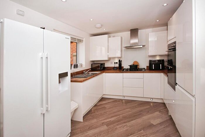 4 Bedroom Detached House For Sale In Thomas Snead Road, Scholars Chase, Bristol, BS16