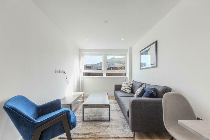 1 Bedroom Apartment To Rent In Wood Street, East Grinstead, West Sussex, RH19