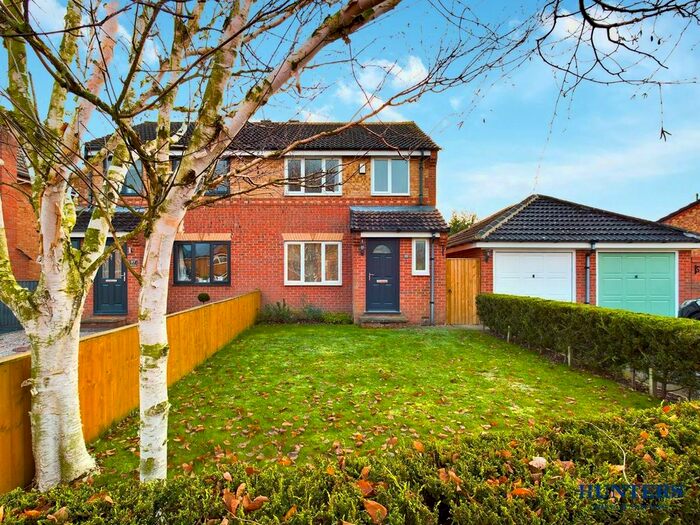 3 Bedroom Property For Sale In Godwins Way, Stamford Bridge, York, YO41