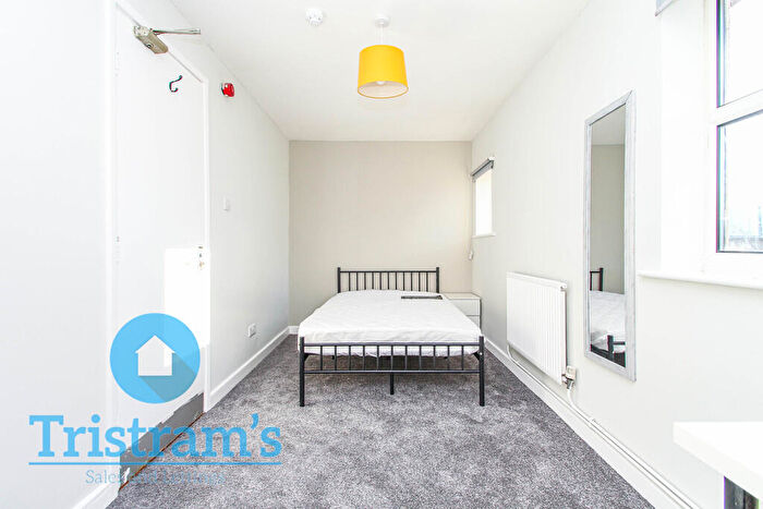 6 Bedroom Apartment To Rent In Denison Street, Radford, NG7