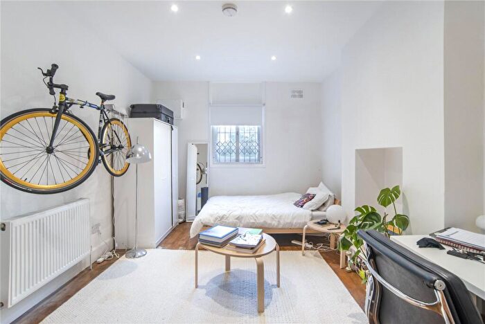 Studio To Rent In Dalston Lane, Hackney, London, E8