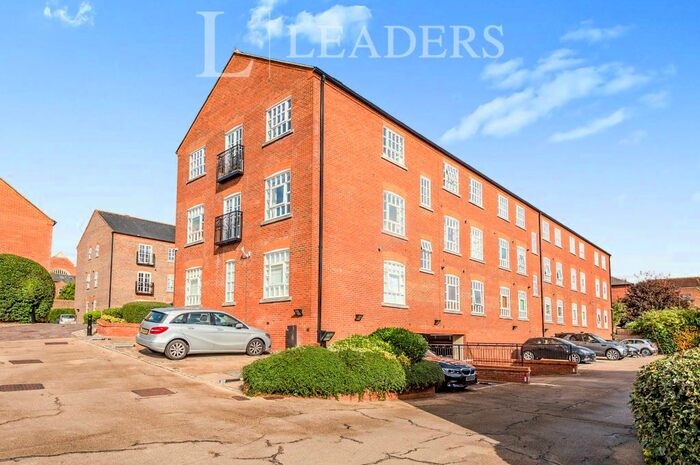 2 Bedroom Property To Rent In Milliners Court, Lattimore Road, St.Albans, AL1