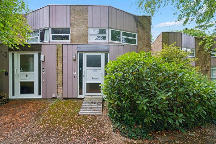 3 Bedroom Terraced House For Sale In Lambardes, New Ash Green, DA3