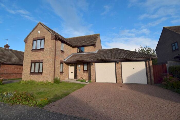 4 Bedroom Detached House To Rent In Capel Park, Kirby Cross, Frinton-On-Sea CO13