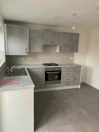 3 Bedroom Semi-Detached House To Rent In Simon Hunters Way, Middlesborough TS4