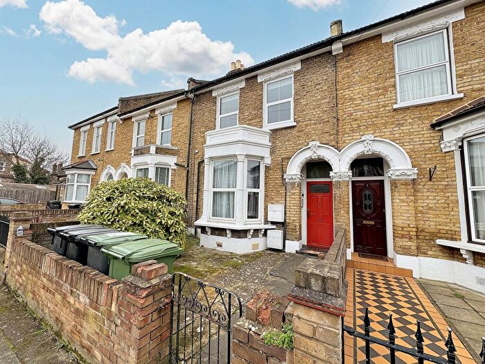 1 Bedroom Flat To Rent In Bowness Road, London, SE6