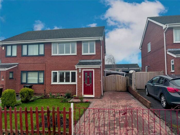 3 Bedroom Semi-Detached House For Sale In Llys Celyn, Leeswood, Mold, Flintshire, CH7