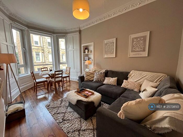 2 Bedroom Flat To Rent In Cambusnethan Street, Edinburgh, EH7