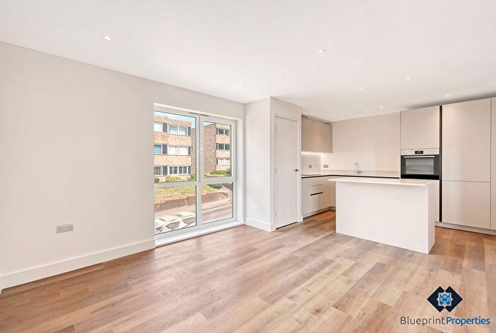 2 Bedroom Flat To Rent In Hillmount Court, St Marys Lane, RM14