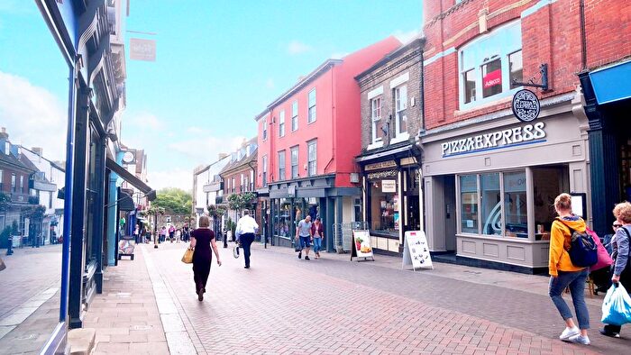 2 Bedroom Flat To Rent In - Abbeygate Street, Bury St. Edmunds, IP33