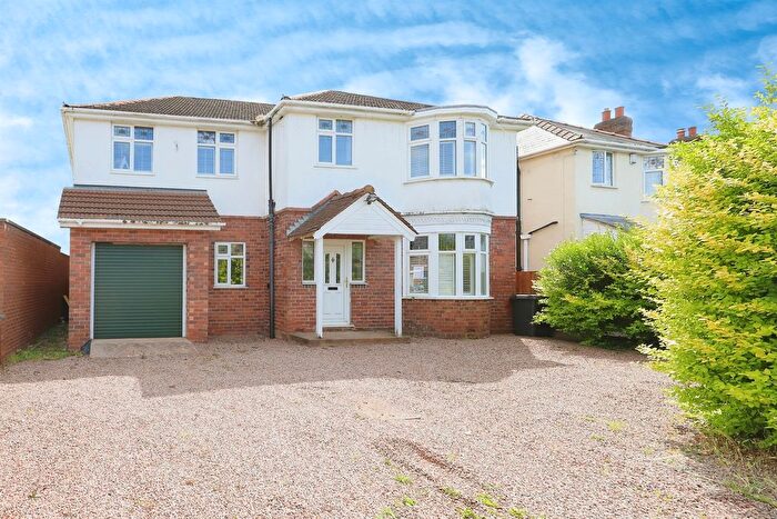 4 Bedroom Detached House For Sale In Spring Grove Road, Kidderminster, DY11