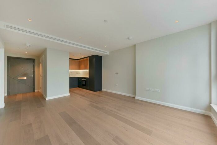 1 Bedroom Apartment To Rent In Phoenix Court, Oval Village, London, SE11