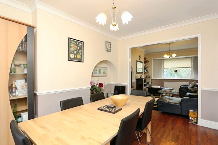 3 Bedroom Terraced House For Sale In Whitefoot Lane, Bromley, Kent, BR1