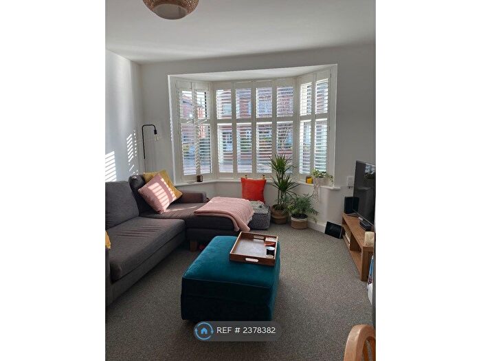 3 Bedroom Semi-Detached House To Rent In Danum Drive, York, YO10