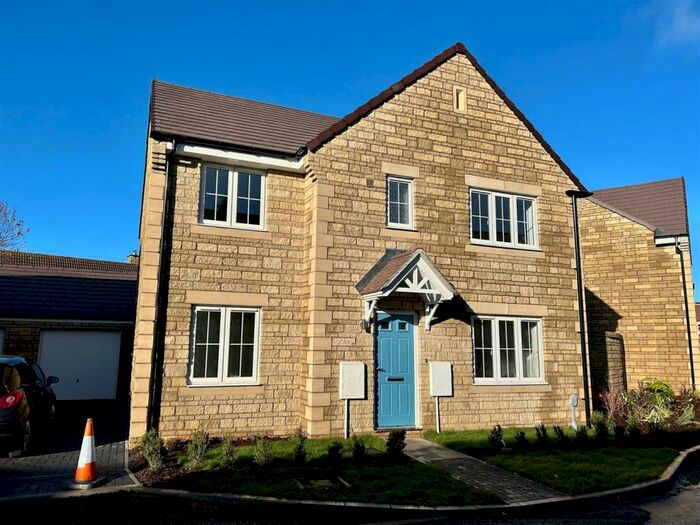 5 Bedroom Detached House For Sale In Farrells Field, Yatton Keynell, Chippenham, SN14