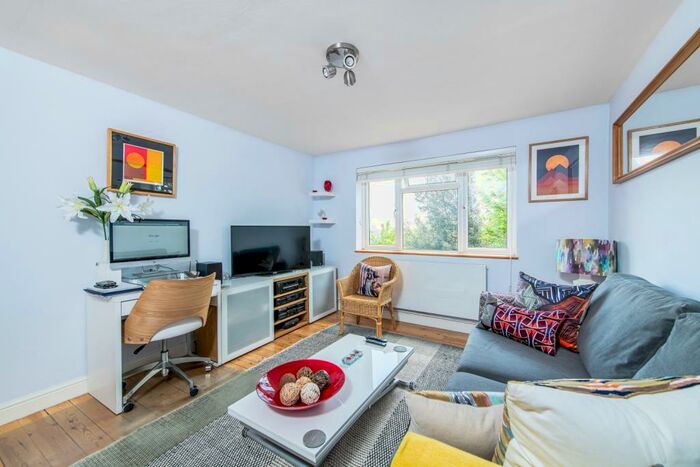 1 Bedroom Flat To Rent In Summerland Grange, Summerland Gardens, London, N10