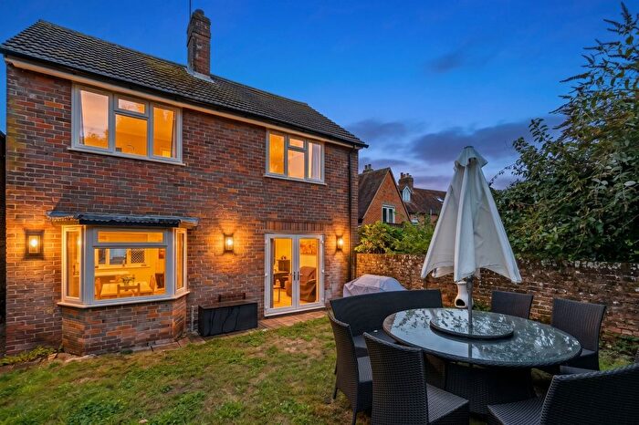 3 Bedroom Semi-Detached House For Sale In Temple Street, Brill, Aylesbury, Buckinghamshire, HP18