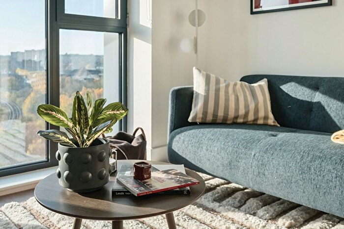 Studio To Rent In Uncle Leeds, Whitehall Leeds, LS12