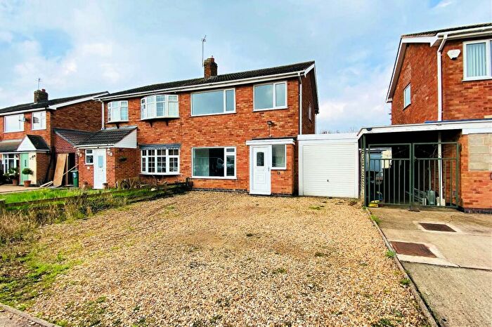 3 Bedroom Semi-Detached House For Sale In Huntsmans Dale, East Goscote, LE7