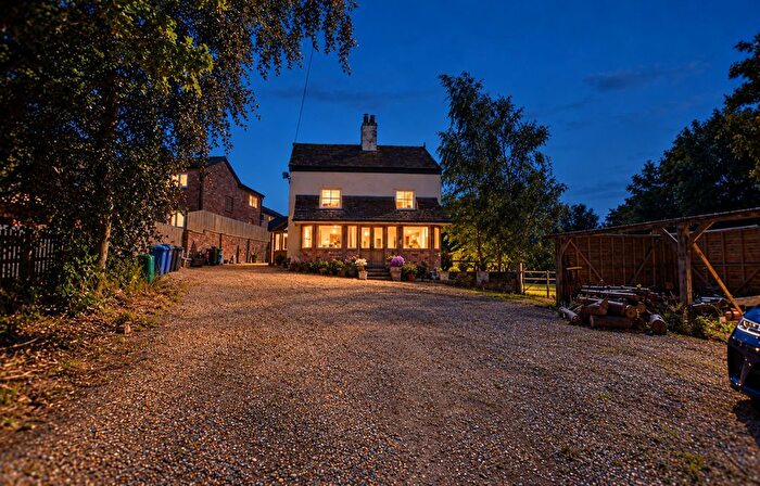 4 Bedroom Detached House For Sale In Massey Brook Lane, Lymm, WA13