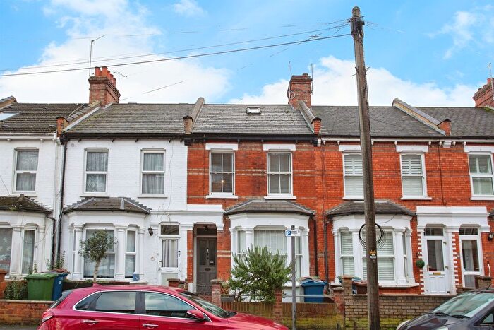 3 Bedroom Terraced House For Sale In Byron Road, Harrow, HA1