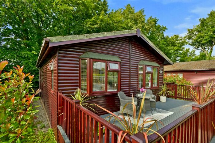 1 Bedroom Lodge For Sale In The Thatches, Modbury, Ivybridge, PL21