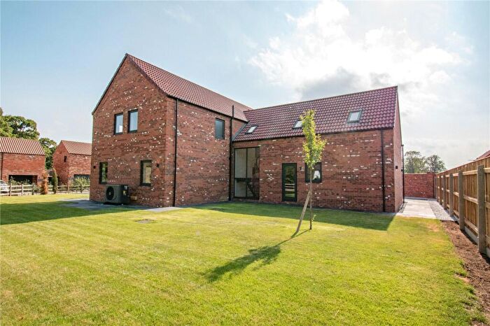 4 Bedroom Detached House For Sale In Chesnut Grove, Lincolnshire, LN8