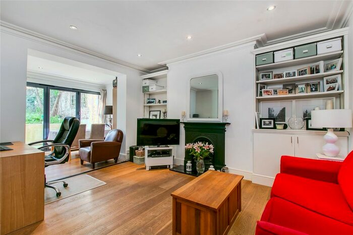 1 Bedroom Flat To Rent In Hammersmith Grove, London, W6