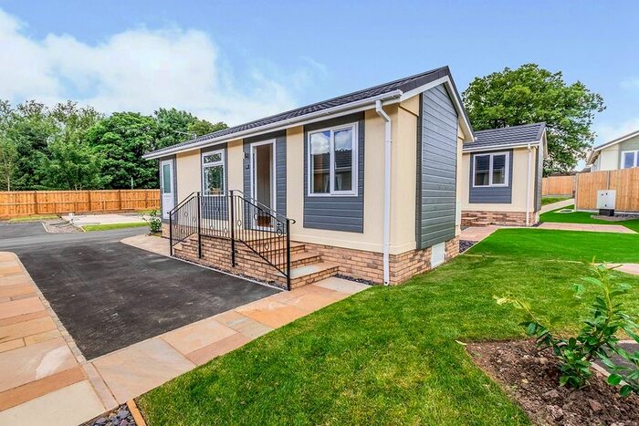 1 Bedroom Bungalow To Rent In Featherstone Park New Road, Featherstone, Wolverhampton, WV10