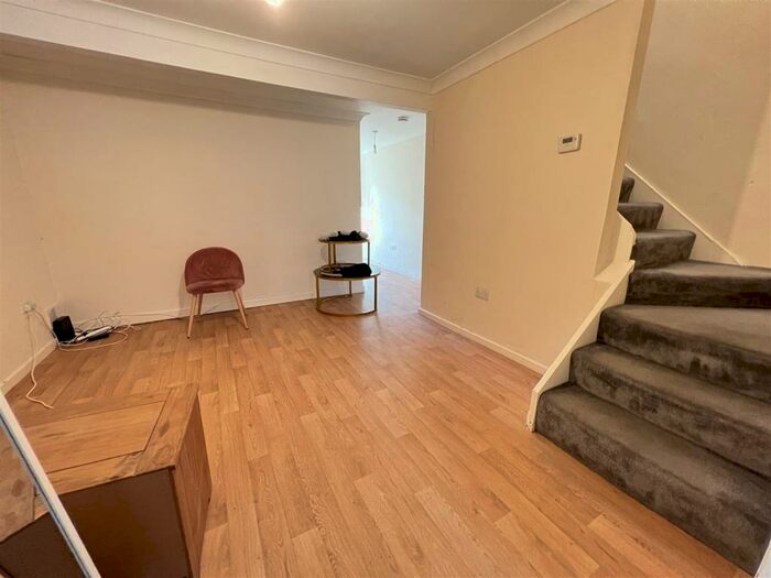 2 Bedroom Terraced House To Rent In Hollymount, Cambridge, CB1