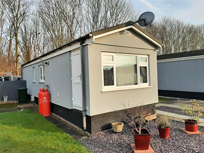 1 Bedroom Mobile Home For Sale In Caravan Site, Bassingfield Lane, Gamston, Nottingham, NG2