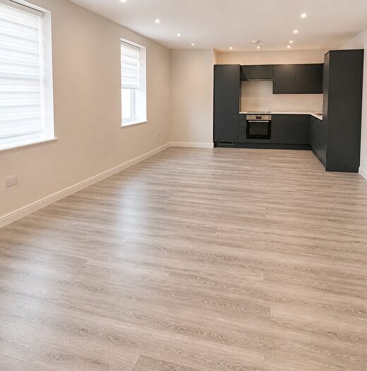 1 Bedroom Flat To Rent In Falconry Court, Bakers Lane, Epping, CM16