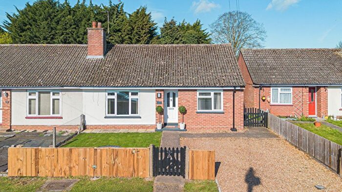 2 Bedroom Semi Detached Bungalow For Sale In Harris Crescent, Needingworth, PE27