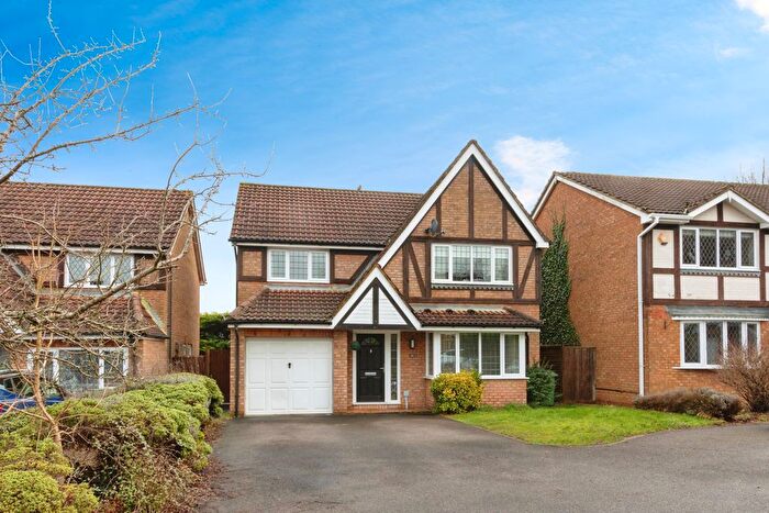 4 Bedroom Detached House For Sale In Belmont Heights, Basingstoke, Hampshire, RG22