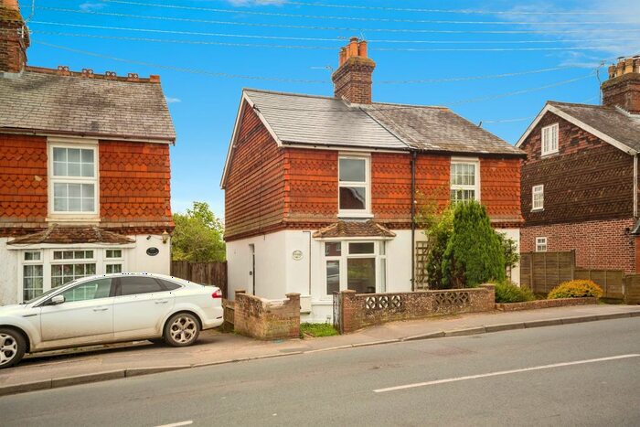 3 Bedroom Semi-Detached House For Sale In Mill Bank, Headcorn, Ashford, TN27